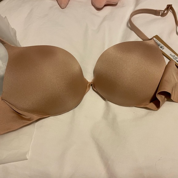 Skims Ultimate Teardrop Bra - Picture 4 of 5